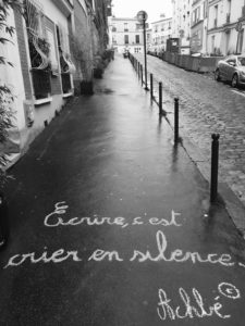 Craieation "Écrire, c'est crier en silence." de Ma rue par Achbé